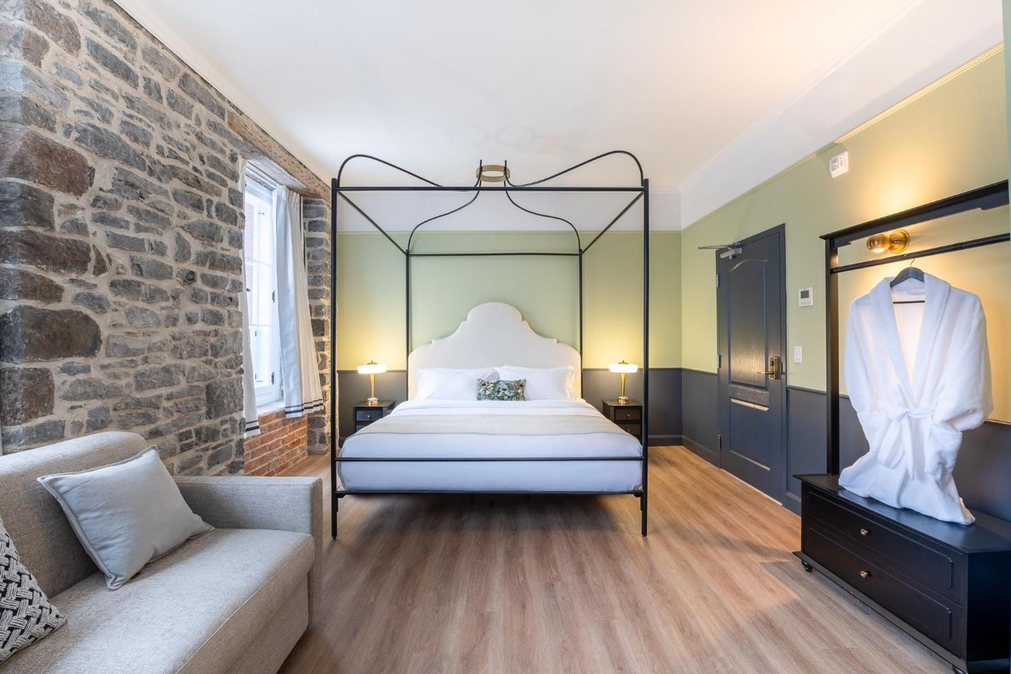 Acadia 3* Quebec City