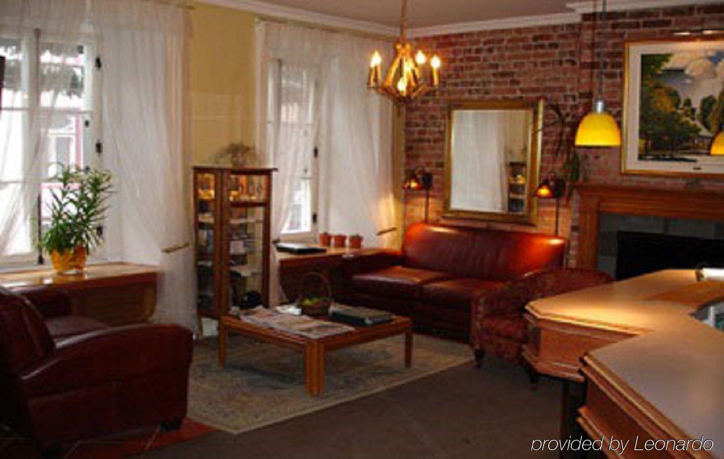 Acadia Hotel Quebec City