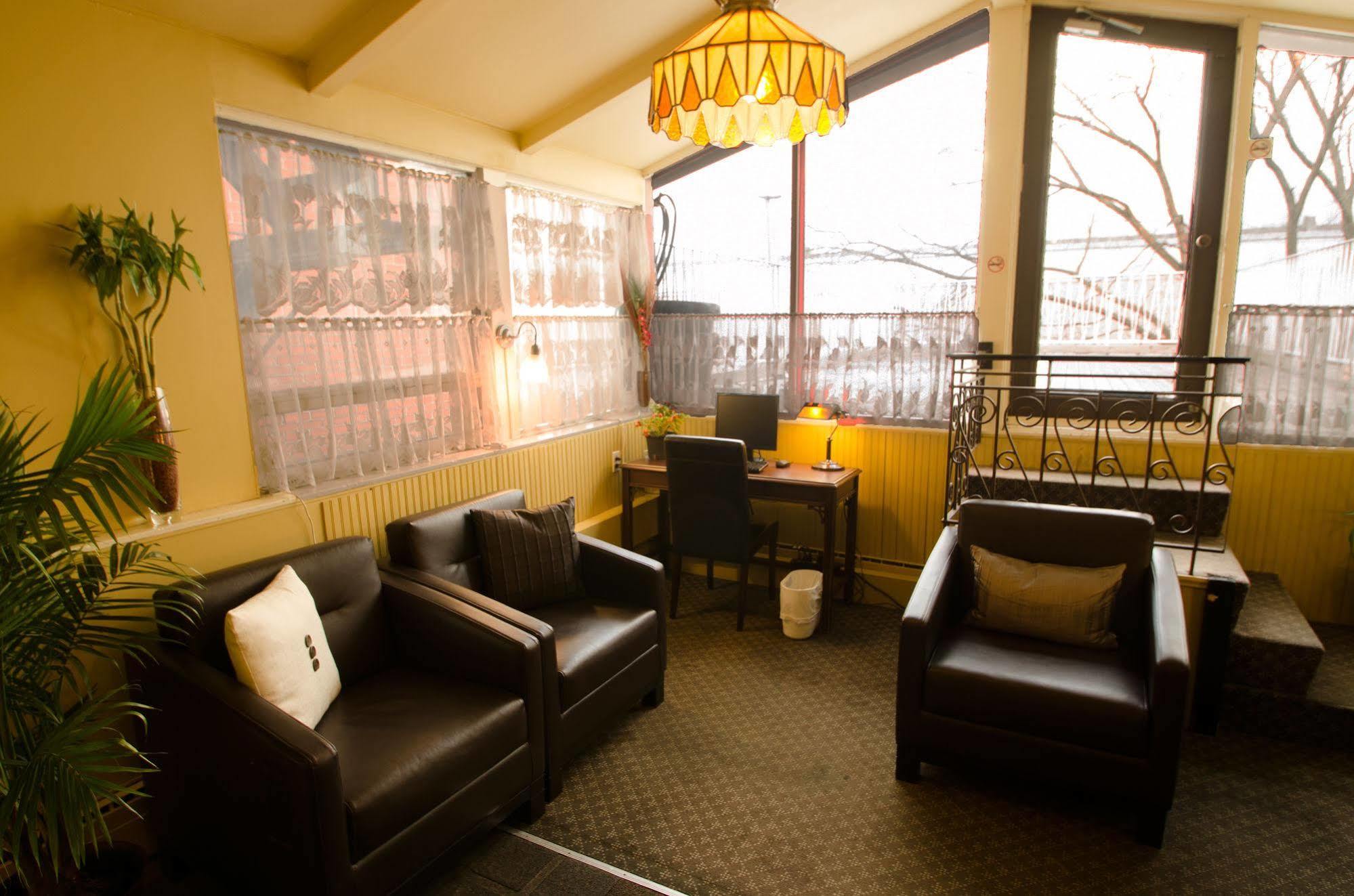 Acadia 3* Quebec City