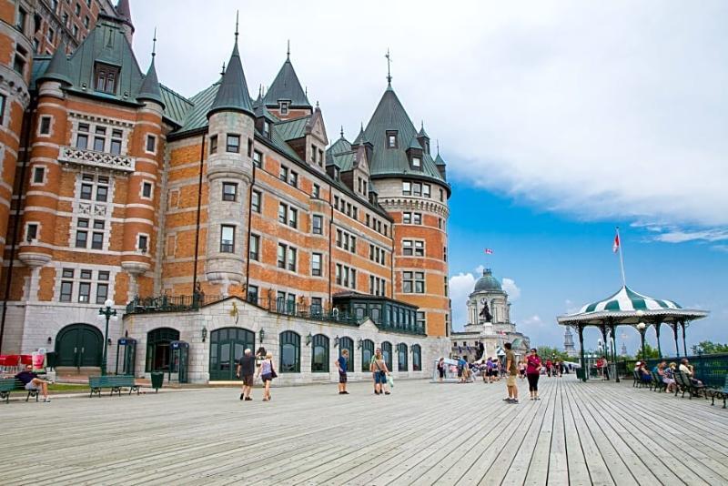 Acadia Hotel